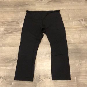 lululemon cropped leggings